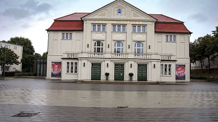 wohnmobilpark, stadtbad, okeraue, wolfenbuettel Wohnmobilpark Stadtbad Okeraue