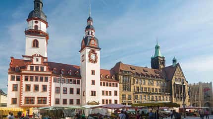 new town hall,sachsen,stand,tourist attractions,townhall Old and new town hall, town hall tower, market stalls, Chemnitz, Saxony, Germany