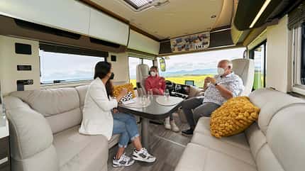 Mobile Menschen, Concorde Centurion Atego, Liner, Anpassung Mobile Menschen: Concorde Centurion Atego