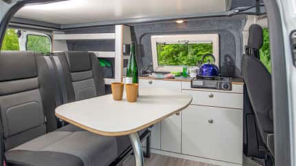 Alpincamper Opel Vivaro Edition/S (2022), Campingbus, Premiere Alpincamper Opel Vivaro Edition/S (2022)