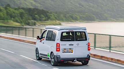 Alpincamper Opel Vivaro Edition/S (2022), Campingbus, Premiere Alpincamper Opel Vivaro Edition/S (2022)