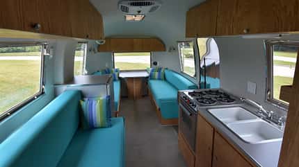 Airstream Safari Twin 1964 Airstream Safari Twin 1964