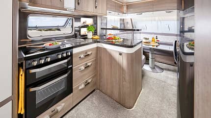 Hobby Prestige 720 WQC, Tandemachser, Caravans, Vorstellung Hobby Prestige 720 WQC