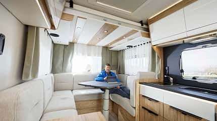 pilote, test, teilintegrierter Pilote P 696 U im Test