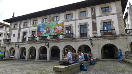 Friedensmuseum Gernika Friedensmuseum Gernika