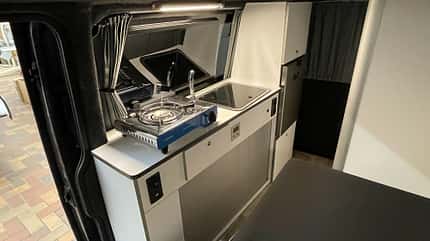 Ausbau für VW Bus Car Klinik Action Camp Pro