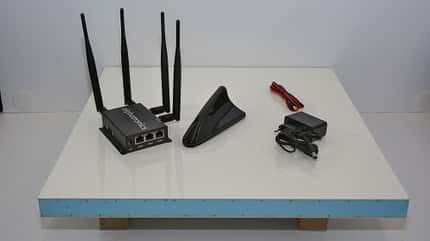 LTE-/ WLAN-Systems LTE-/ WLAN-Systems