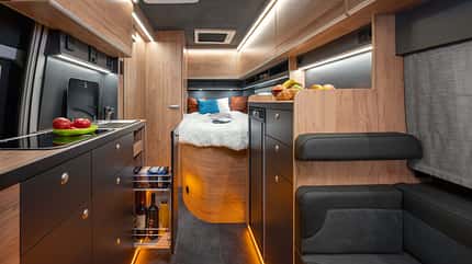 Globe-Traveller 2X (2023) Globe-Traveller 2X (2023)