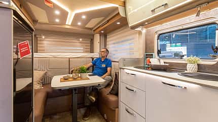 alkovenmobile, buerstner, rimor, vario-mobil, adria, forster Neue Alkovenmobile 2023