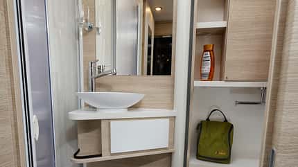 Rapido C 55 i Rapido C 55 i Badezimmer