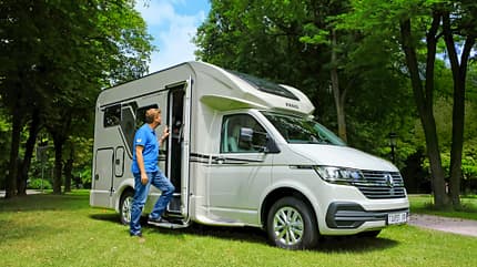 Campingbusse, Basisfahrzeuge Weinsberg X-Cursion Van
