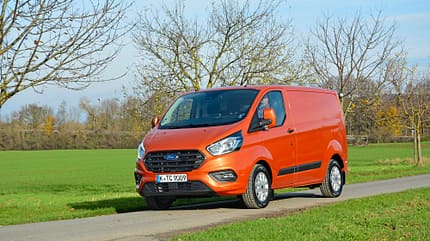 Campingbusse, Basisfahrzeuge Ford Transit Custom
