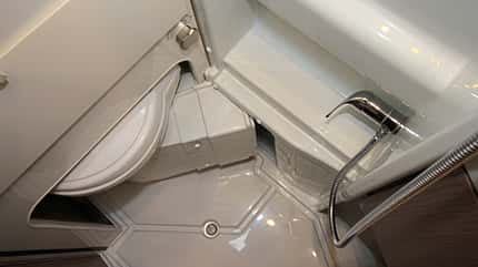 Malibu Van 640 LE RB, Dauertest Malibu Van 640 LE RB Toilette