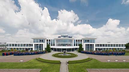 Herstellergruppen, Report, Werk, Hauptsitz Report Herstellergruppen Fendt Headquater