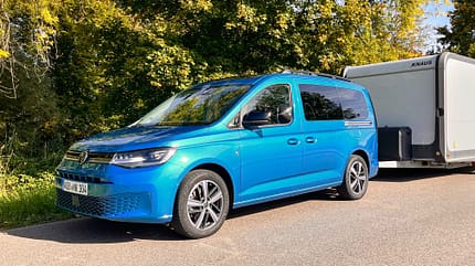 Zugwagen, Test, VW Caddy VW Caddy im Zugwagentest Totale vorne rechts