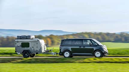 Zugwagen, Caravan, Test, Gespanntest ID Buzz + Kuckoo-Camper Totale Seite
