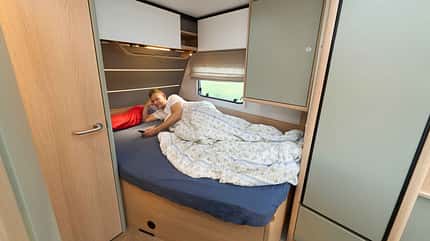 Supertest, Caravan, LMC, Style 440 D Supertest LMC Style 440 D Bett mit Person