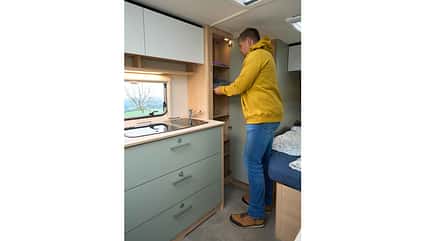 Supertest, Caravan, LMC, Style 440 D Supertest LMC Style 440 D Kleiderschrank