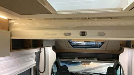Pilote Atlas, Teilintegrierter, Van, Wohnmobil Pilote Atlas, Hubbett