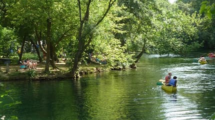 Camping La Couteliere Camping am Fluss