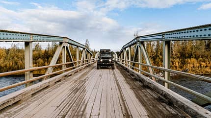 Yucon mit dem Van Bruecke i