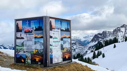 Tannheimer Tal, Oesterreich, Winter, Camping Tannheimer Tal Gipfelbuch Pfarrkirche f