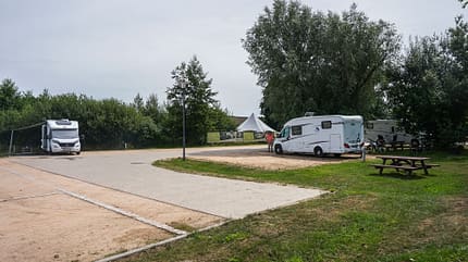 wohnmobilstellplatz, krandelbad, niedersachsen, wildeshausen Wohnmobilstellplatz am Krandelbad - Boden