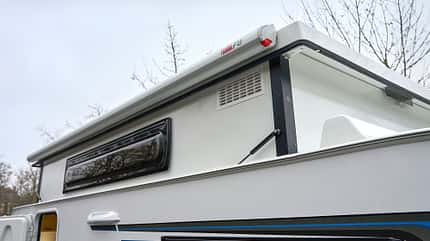 Silver Trend 380 (2023), Hubdach Caravan, Test Silver Trend 380 (2023) Dach f