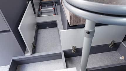 La Strada Avanti H Plus, Weinberg X-Cursion Van 500 TL, Vergleichstest La Strada Unterboden f