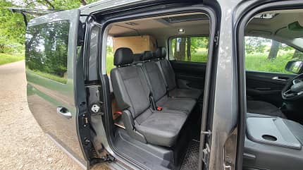 natuerliche, reisemobile, echtholz, ausbau, vw, caddy, minicamper Natürliche Reisemobile Caddy - Alltag