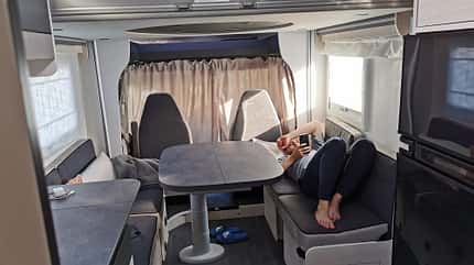 Chausson Titus, Testfahrzeug, Dauertest Chausson 640 Titanium (2023) Sitzgruppe f