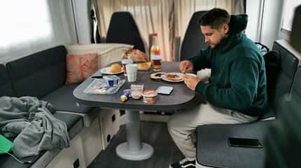 Chausson Titus, Testfahrzeug, Dauertest Chausson 640 Titanium (2023) Fruehstueck f