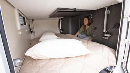 Bett in Garage, Garagenbett, Etagenbett Bett in Garage, Garagenbett, Etagenbett
