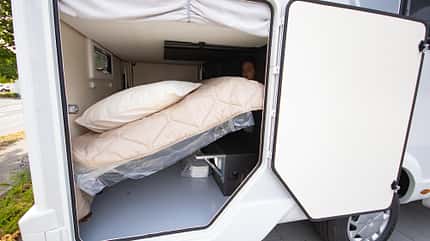 Heckgarage, wegklappbares Bett, Stockbett, flexibel Heckgarage, wegklappbares Bett, Stockbett, flexibel