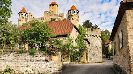 wohnmobilstellplatz, cimbria, baden-württemberg, odenwald, neckar Wohnmobilstellplatz Cimbria - Burg Hornberg