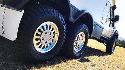 Earthruiser Extreme 330 XTR6x6 (2023) Earthruiser Extreme 330 XTR6x6 (2023)