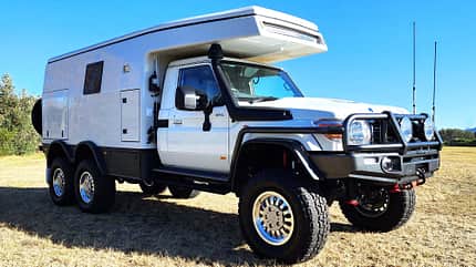 Earthruiser Extreme 330 XTR6x6 (2023) Earthruiser Extreme 330 XTR6x6 (2023)