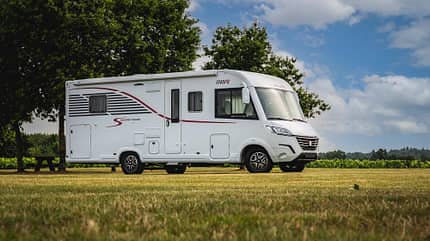 Seitansicht, außen, Wohnmobil, Integriert Seitansicht, außen, Wohnmobil, Integriert