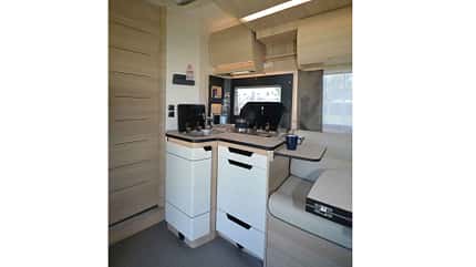 Rapido 696F Aufbauformen Rapido 696F f