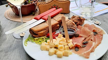 Oesterreich, Suedsteiermark Brettljause f