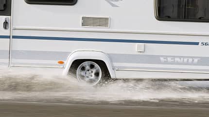 aquaplaning, fahrverhalten Aquaplaning - Wohnwagen