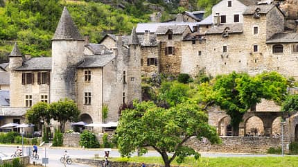 Manoir de Montesquiou, Schloss, La Malene, Fahrradtour, Bäume