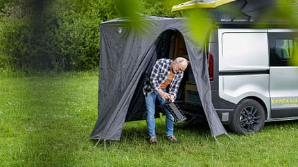 Kompanja, Test Kompanja (2024) Au§endusche f