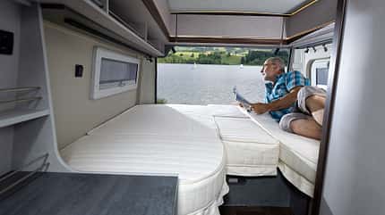 Poessl Summit Shine 640 (2024) Pšssl Summit Shine 640 (2024) Bett f