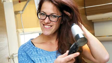 Leserumfrage Strom im Wohnmobil, Elektro, Landstrom, Autarkie Leserumfrage Strom im Wohnmobil