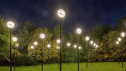 Uhren, Lampen, Beleuchtung, Bahnhof, Nacht Uhren, Lampen, Beleuchtung, Bahnhof, Nacht