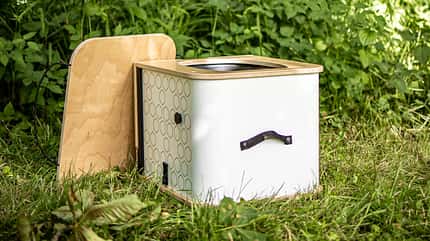 Campbee, Trenntoilette, Holz, Hive Two Compact, Wiese Campbee, Trenntoilette, Holz, Hive Two Compact, Wiese