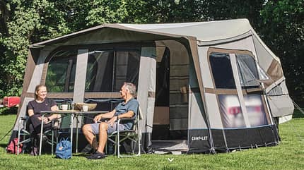 Camping, Campingplatz, Vorzelt, Klappcaravan, Faltcaravan, Campingtisch Camping, Campingplatz, Vorzelt, Klappcaravan, Faltcaravan, Campingtisch