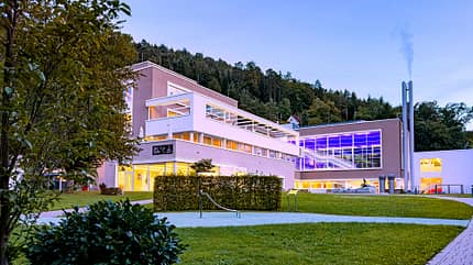 Heilbad, Luftkurort, Modernes Thermalbad, Rasen, BŸsche, Wald Heilbad, Luftkurort, Modernes Thermalbad, Rasen, BŸsche, Wald