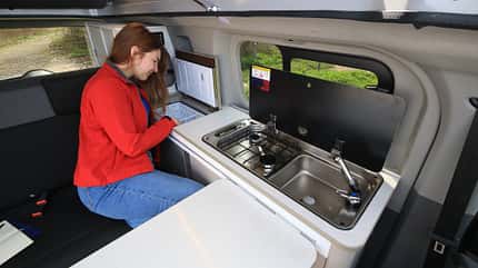 Kompakt-Campervan, Test, Büstner Copa C Bürstner Copa C 500 im Test Küche